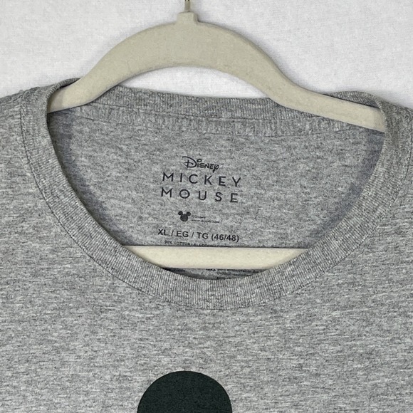 Vintage Disney "Sitting Happy" Mickey Mouse XL Gray Short Sleeve T Shirt - Picture 4 of 9